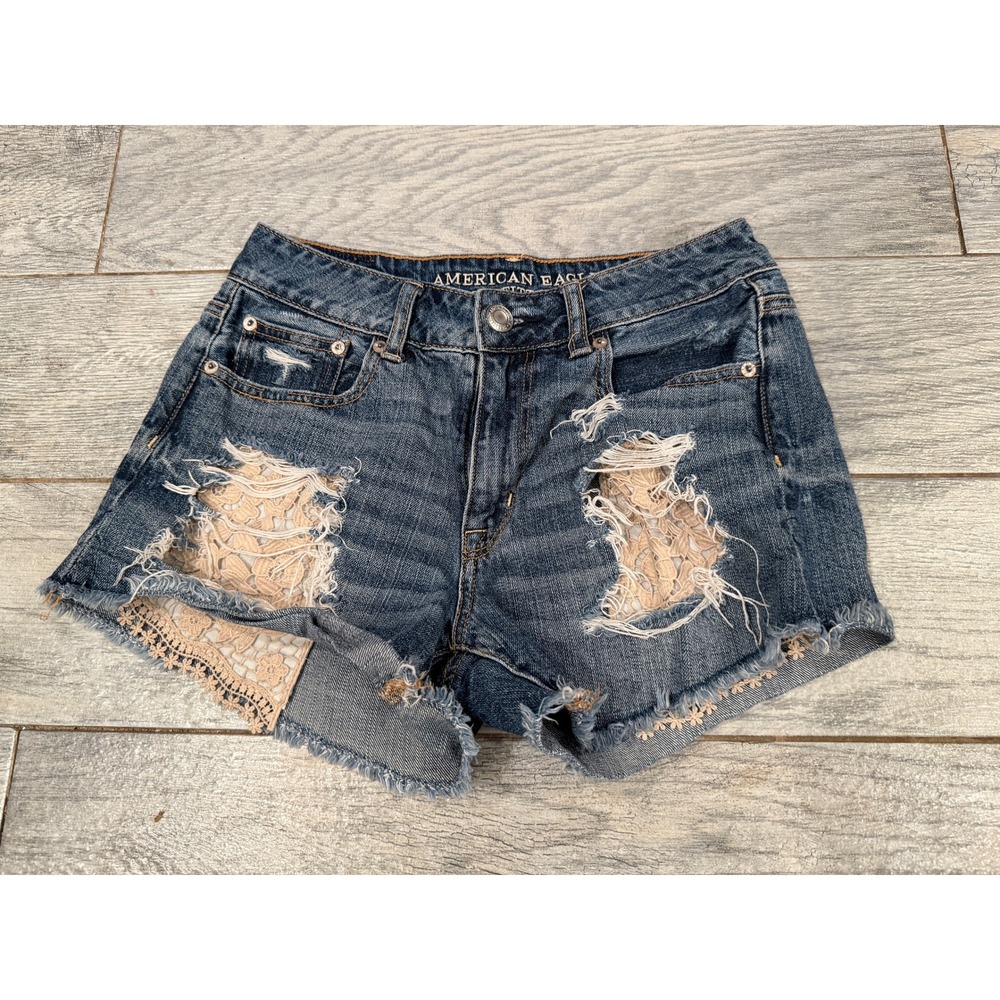American Eagle Hi-Rise Festival Denim Shorts Size 2 Distressed Crochet shortie